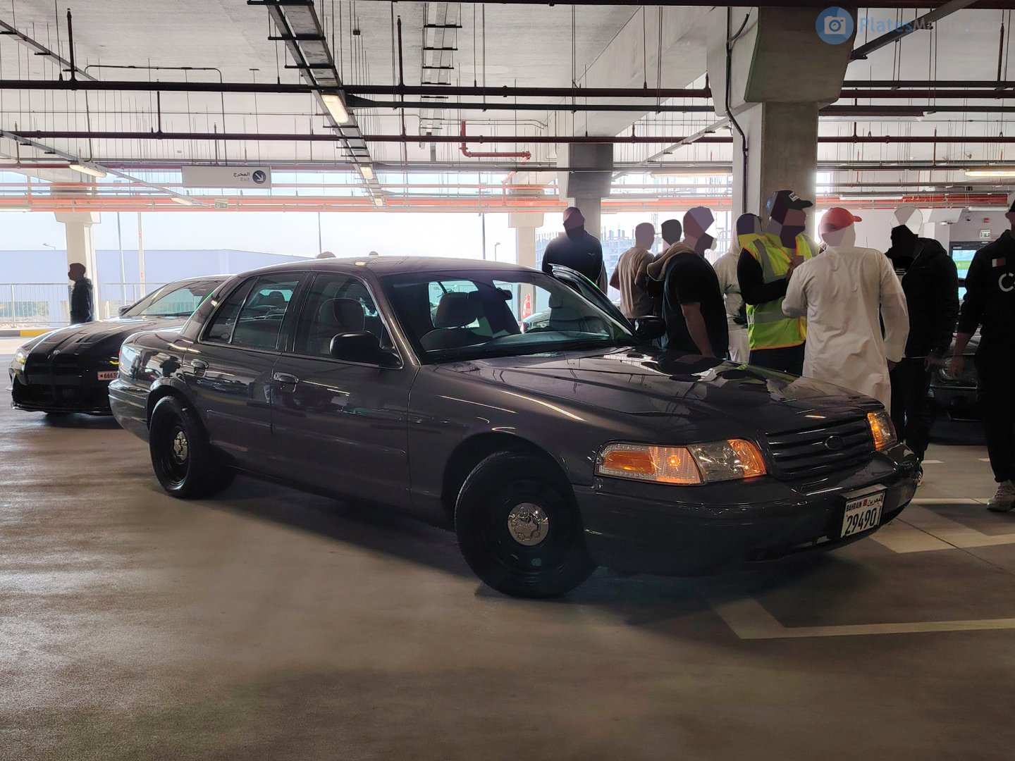 29490, Ford Crown Victoria 2nd gen (EN114), 1997–2012
