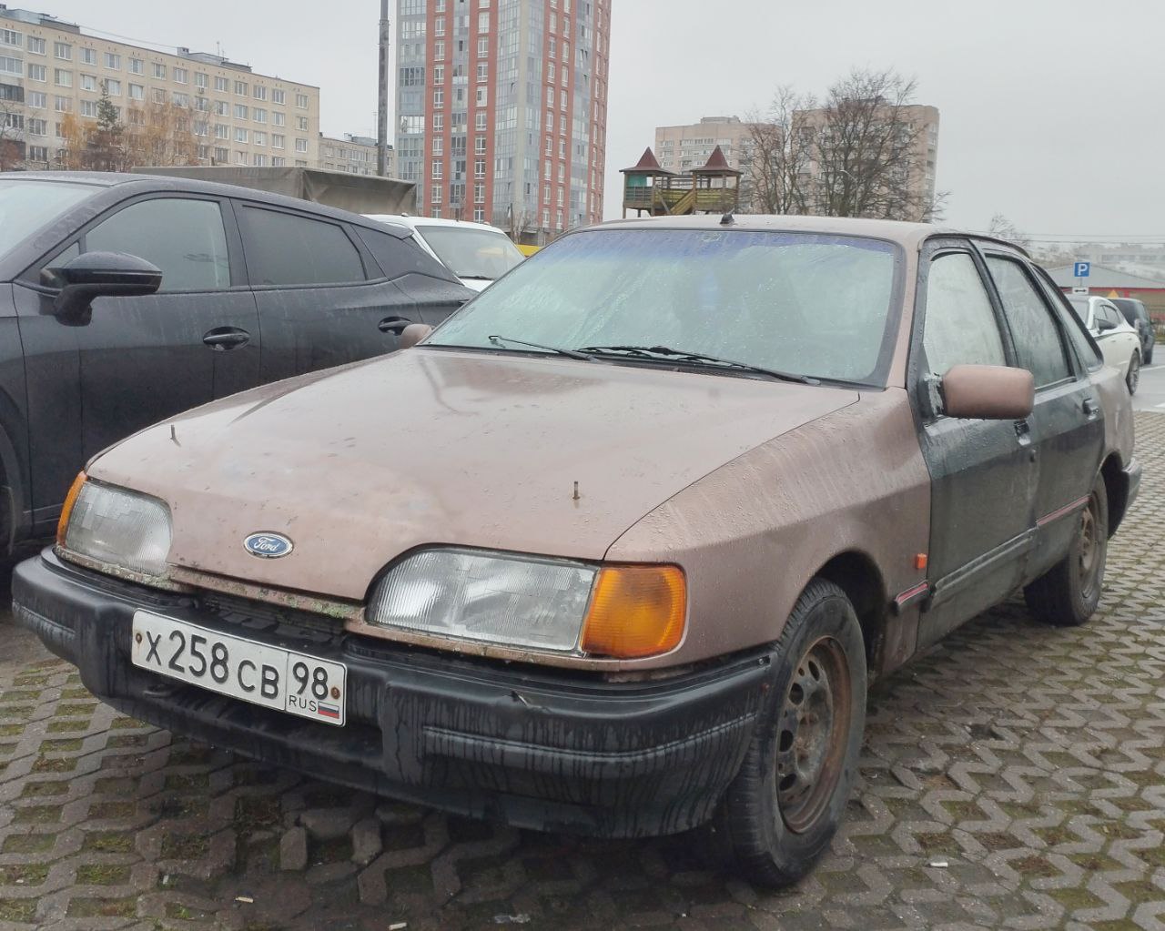х 258 св 98, Ford Sierra 1st gen 5-door Liftback (BAG/GBG), facelift, 1987–1993