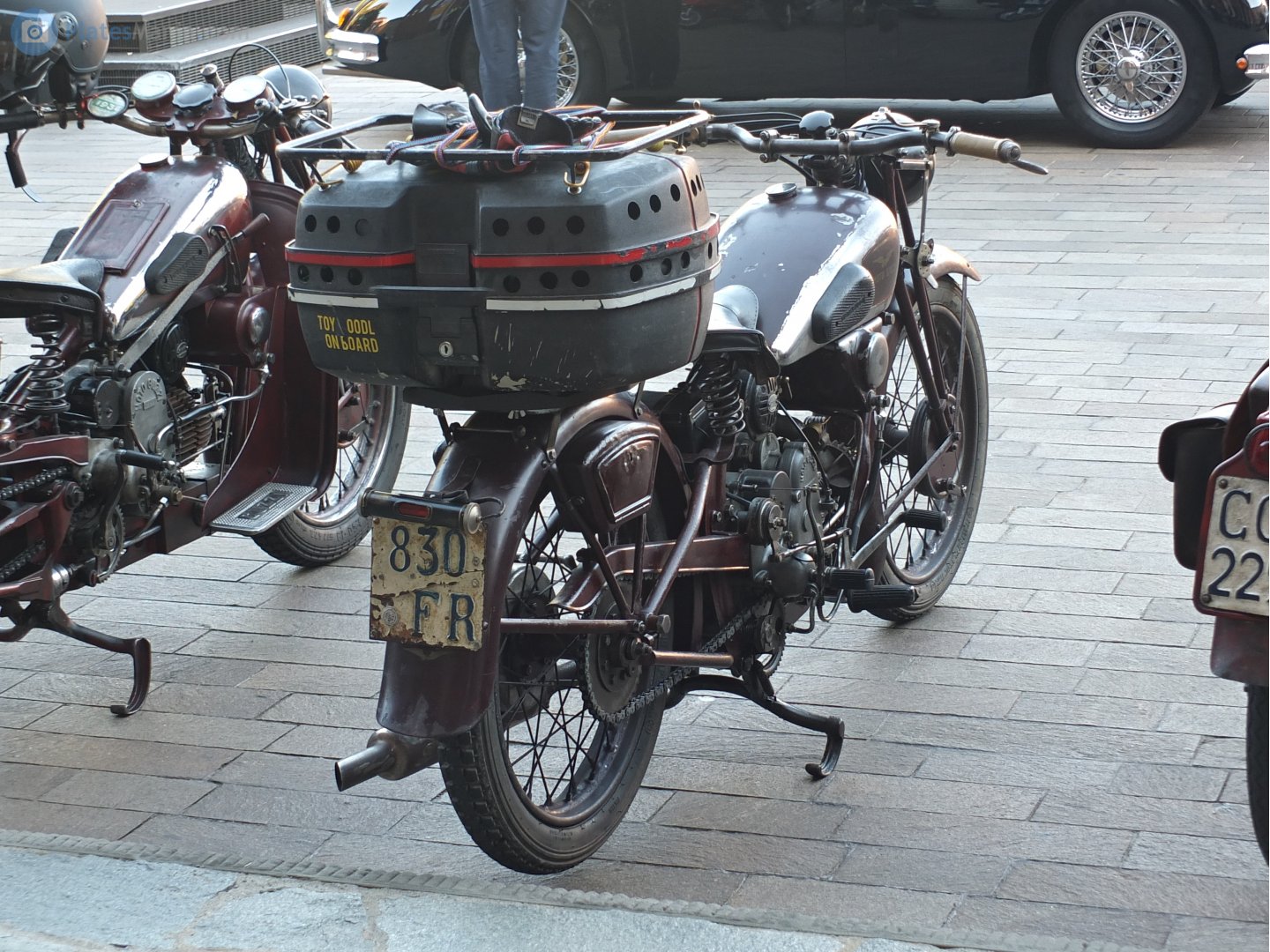 FR 830, Moto Guzzi 500 