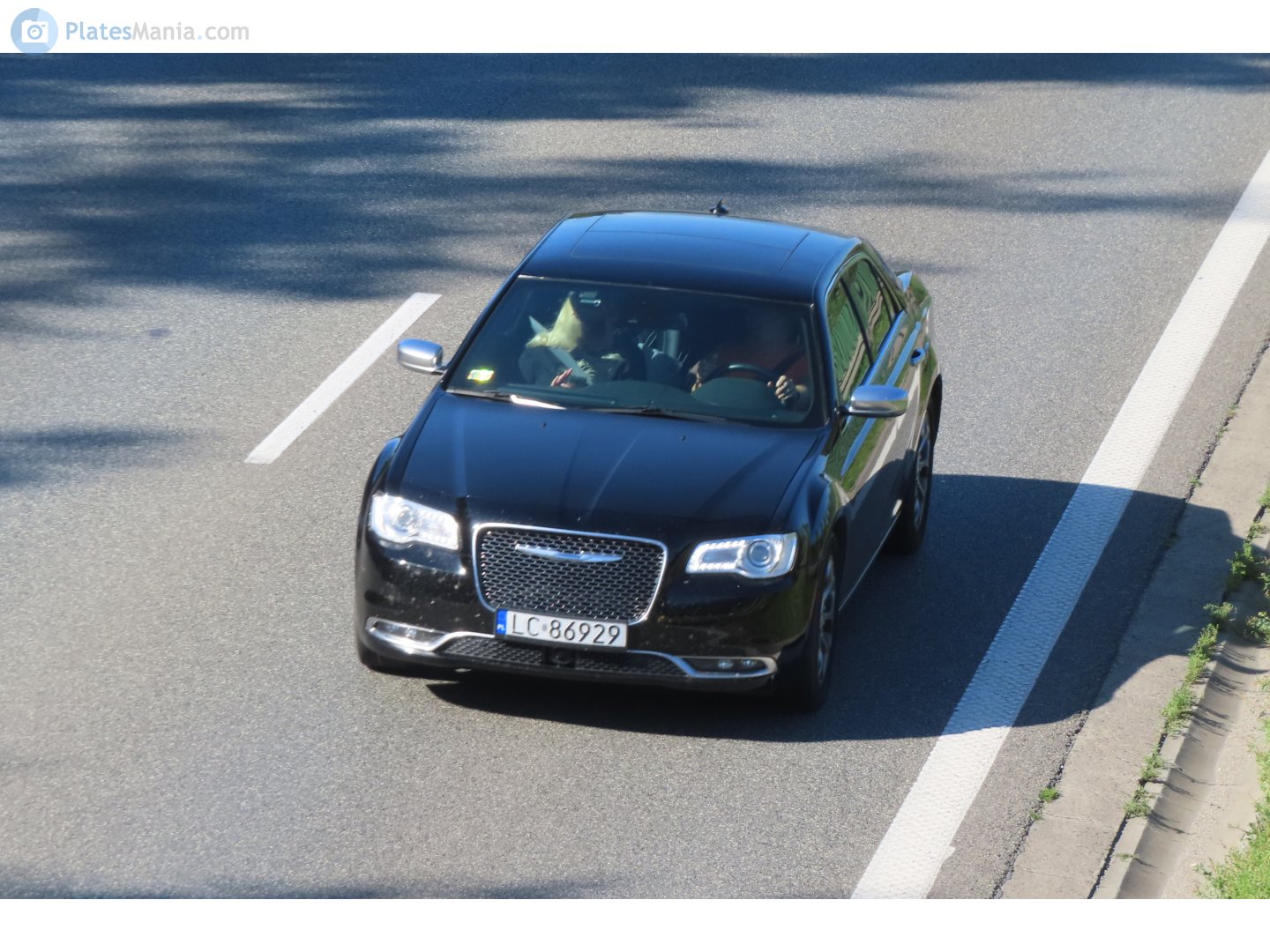 LC 86929, Chrysler 300/300C 2nd gen (LD), facelift, 2014–2023