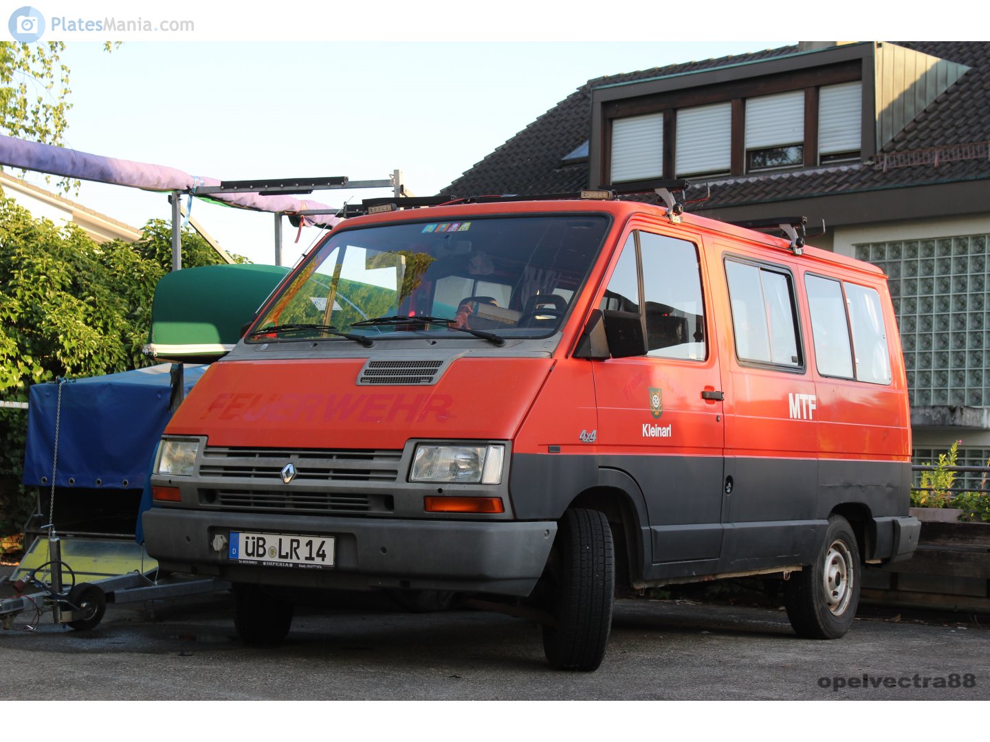 ÜB LR 14, Renault Trafic 1st gen, 1980–2001