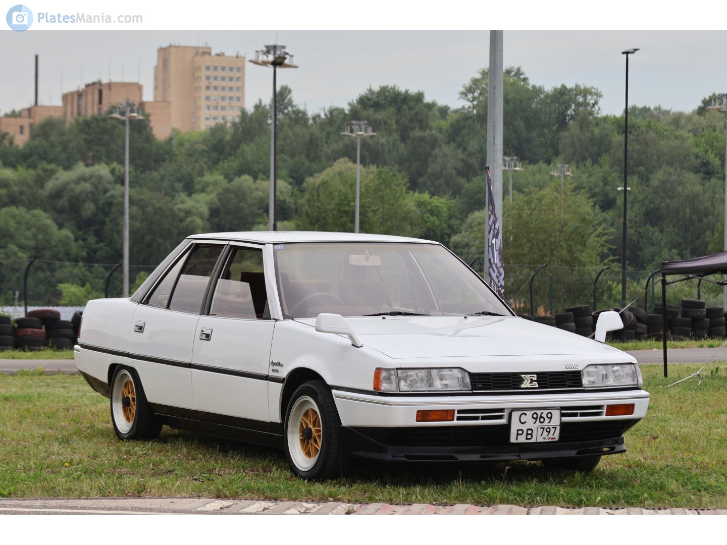 с 969 рв 797, Mitsubishi Galant 5th gen (Sigma) Sedan (E10), 1983–1999