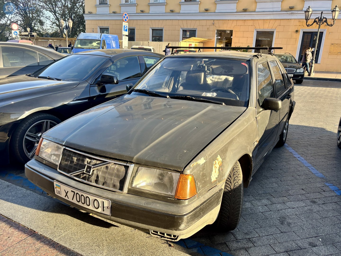 х 7000 ОІ, Volvo 440 1st gen (445), 1987–1993