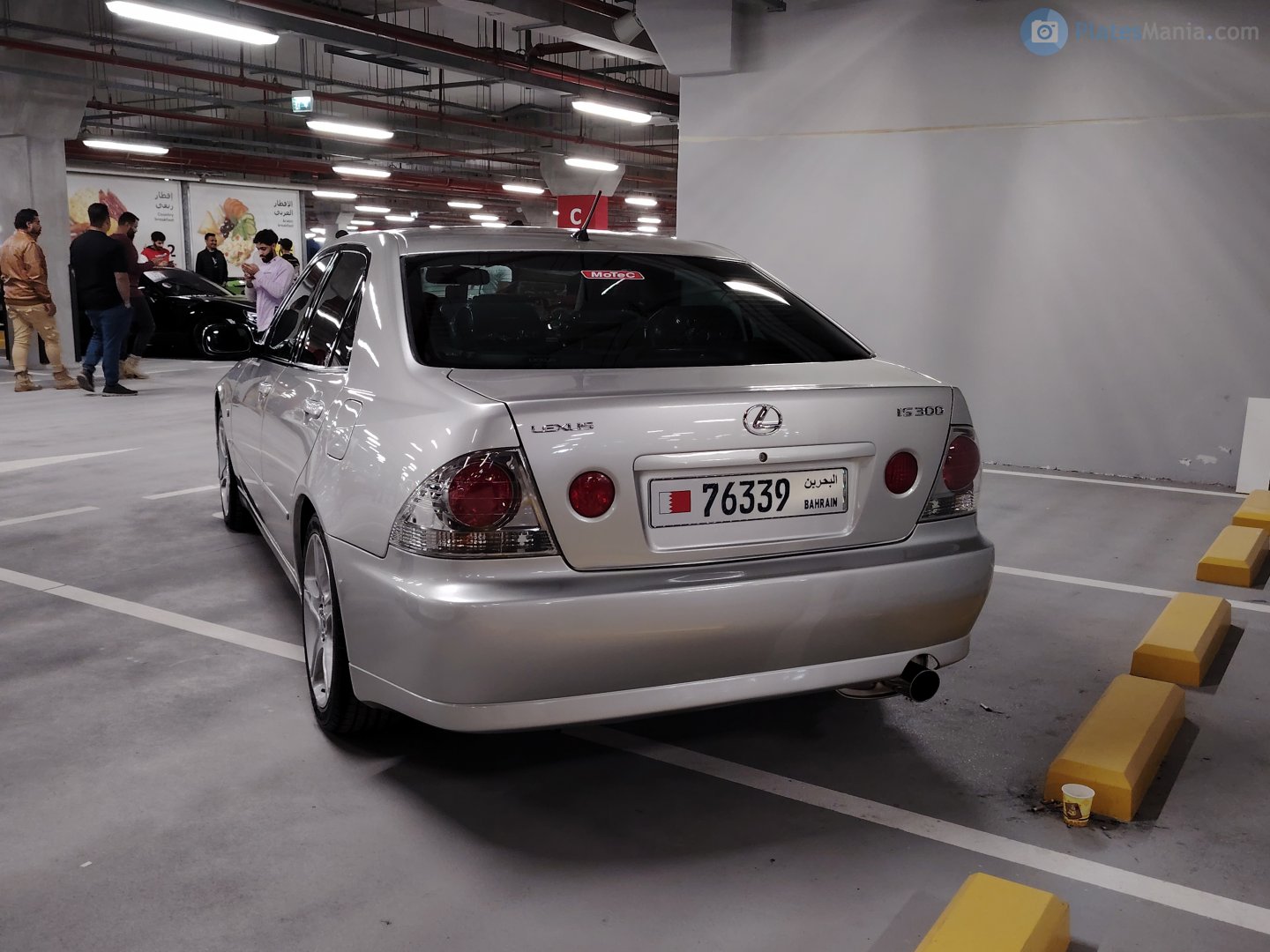 76339, Lexus IS 1st gen Sedan (XE10), 1999–2005