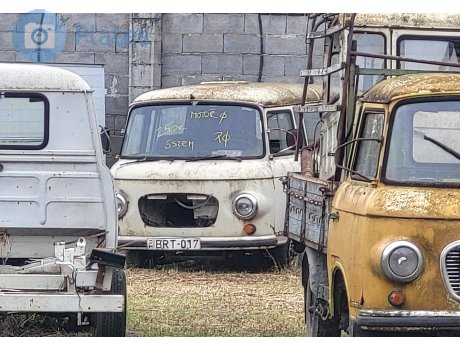 BRT-017, Barkas B1000