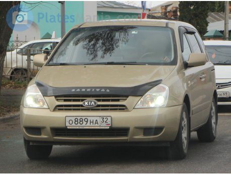 о889на32, Kia Carnival