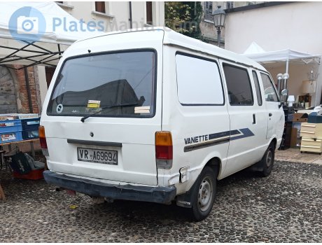 VR A69694, Nissan Vanette
