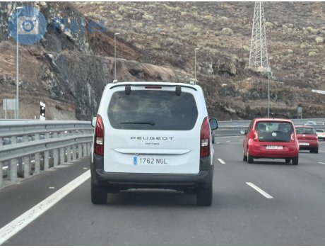 1762 NGL, Peugeot Rifter