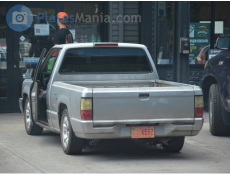 KE62, Mitsubishi Mighty Max