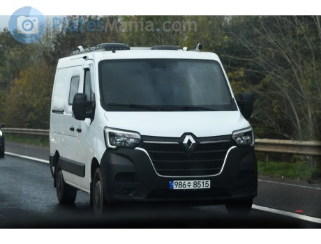 986수 8515, Renault Master