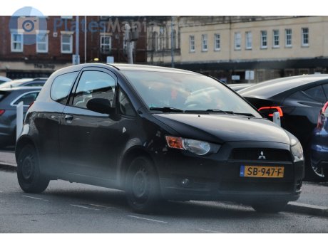 SB-947-F, Mitsubishi Colt