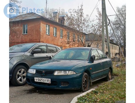 у441от69, Mitsubishi Carisma