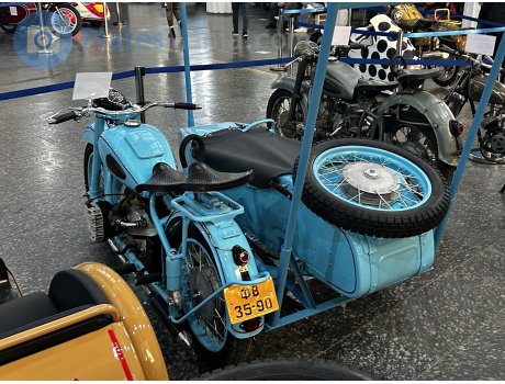 ФВ 3590, Dnepr (KMZ) М-72