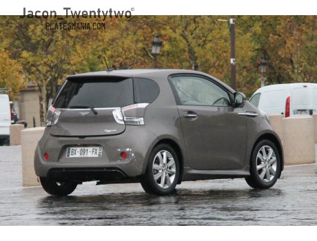 BX-091-FX, Aston Martin Cygnet