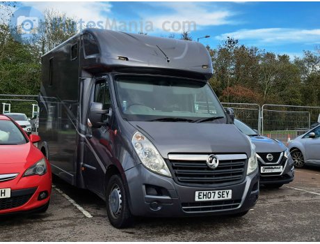 EH07 SEY, Vauxhall Movano