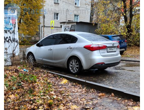 а999му37, Kia Cerato