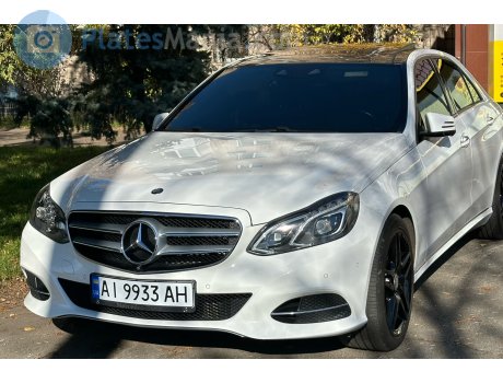 AI 9933 AH, Mercedes-Benz E-Klasse