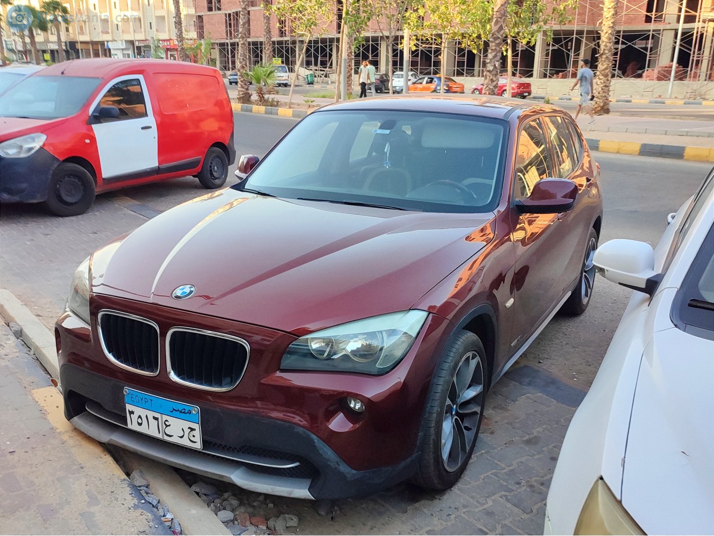 ٣٥١٦ عرج, BMW X1 1st gen (E84), 2009–2015