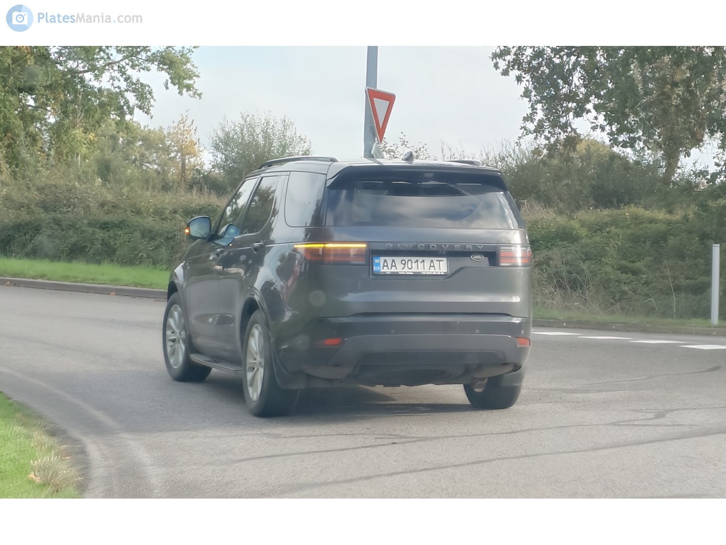 AA 9011 AT, Land Rover Discovery 5th gen (L462), 2017–