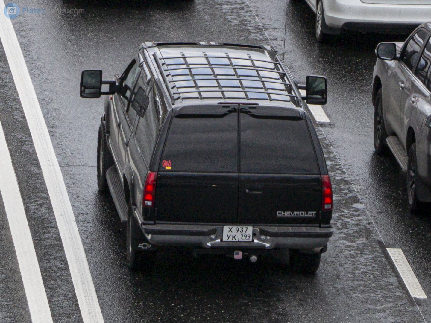 х 937 ук 799, Chevrolet Suburban 8th gen (GMT400), 1991–1999