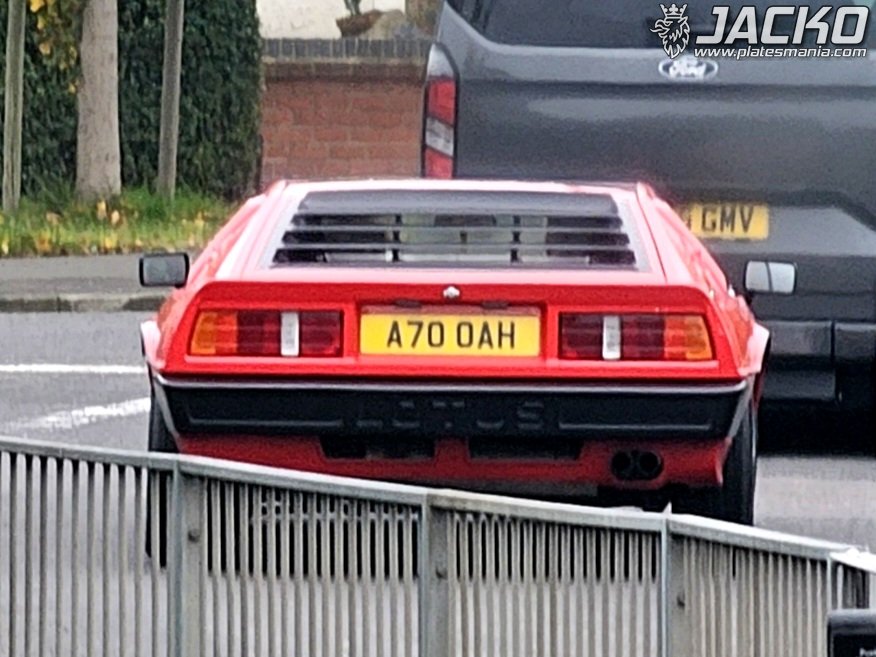 A70OAH, Lotus Esprit 