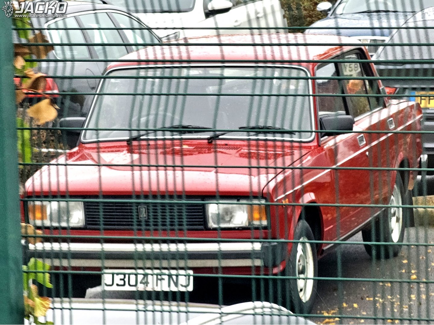 J304FNJ, Lada (VAZ) 2105 Жигули (Nova / Riva / 1300 / 1500), 1980–2010