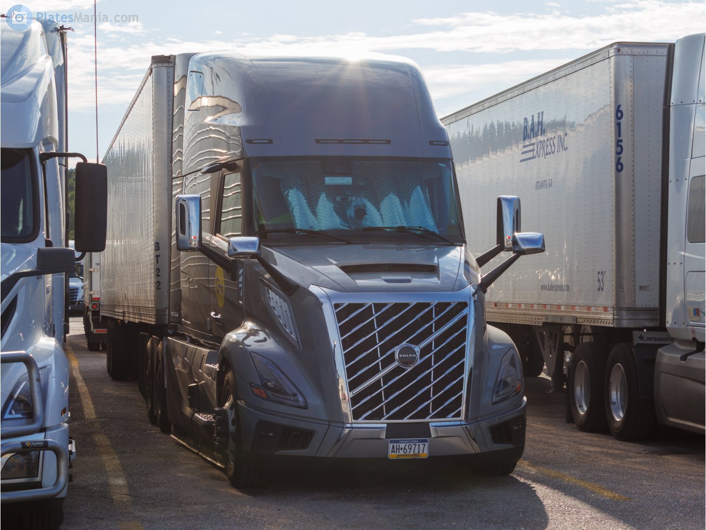 AH-69717, Volvo VN Series 4th gen VNL, 2024–