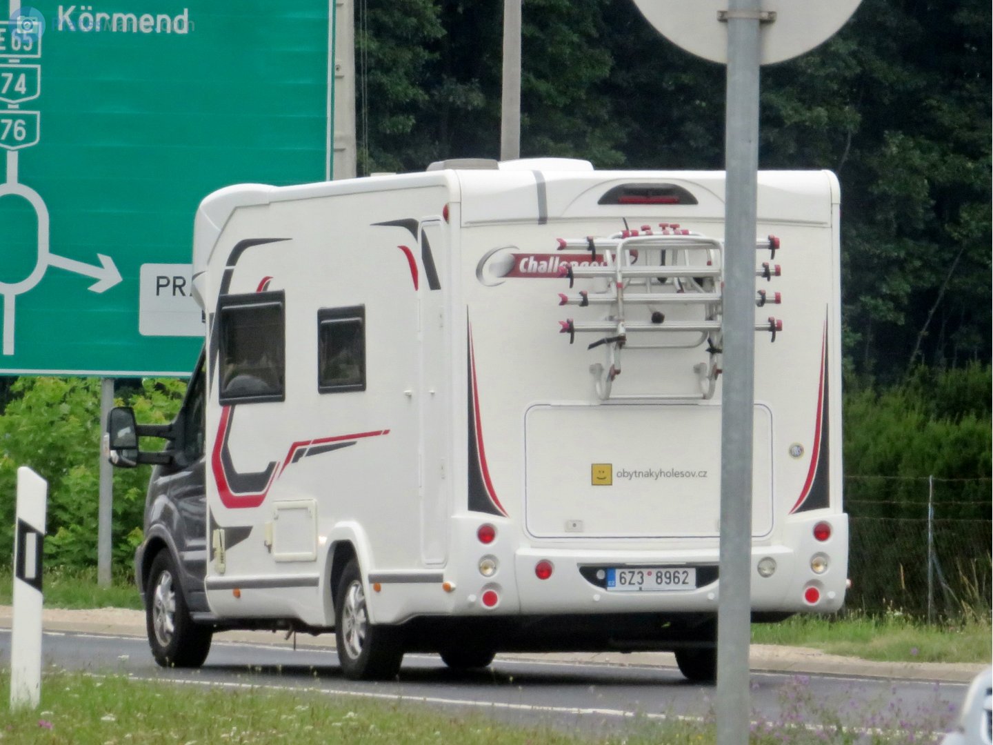 6Z3 8962, Challenger 