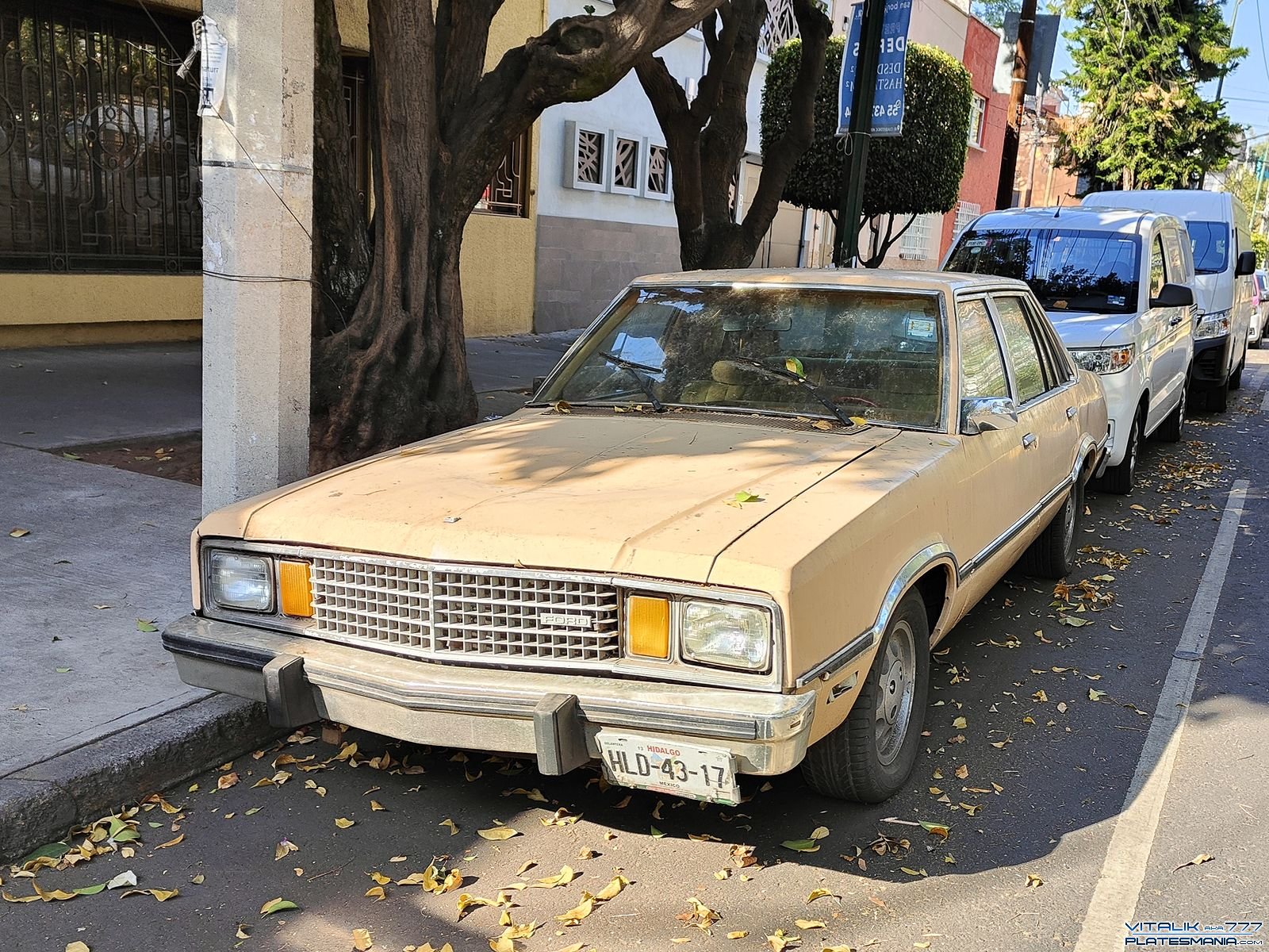 HLD-43-17, Ford Fairmont 4-door Sedan (54B; NA-market), 1977–1983