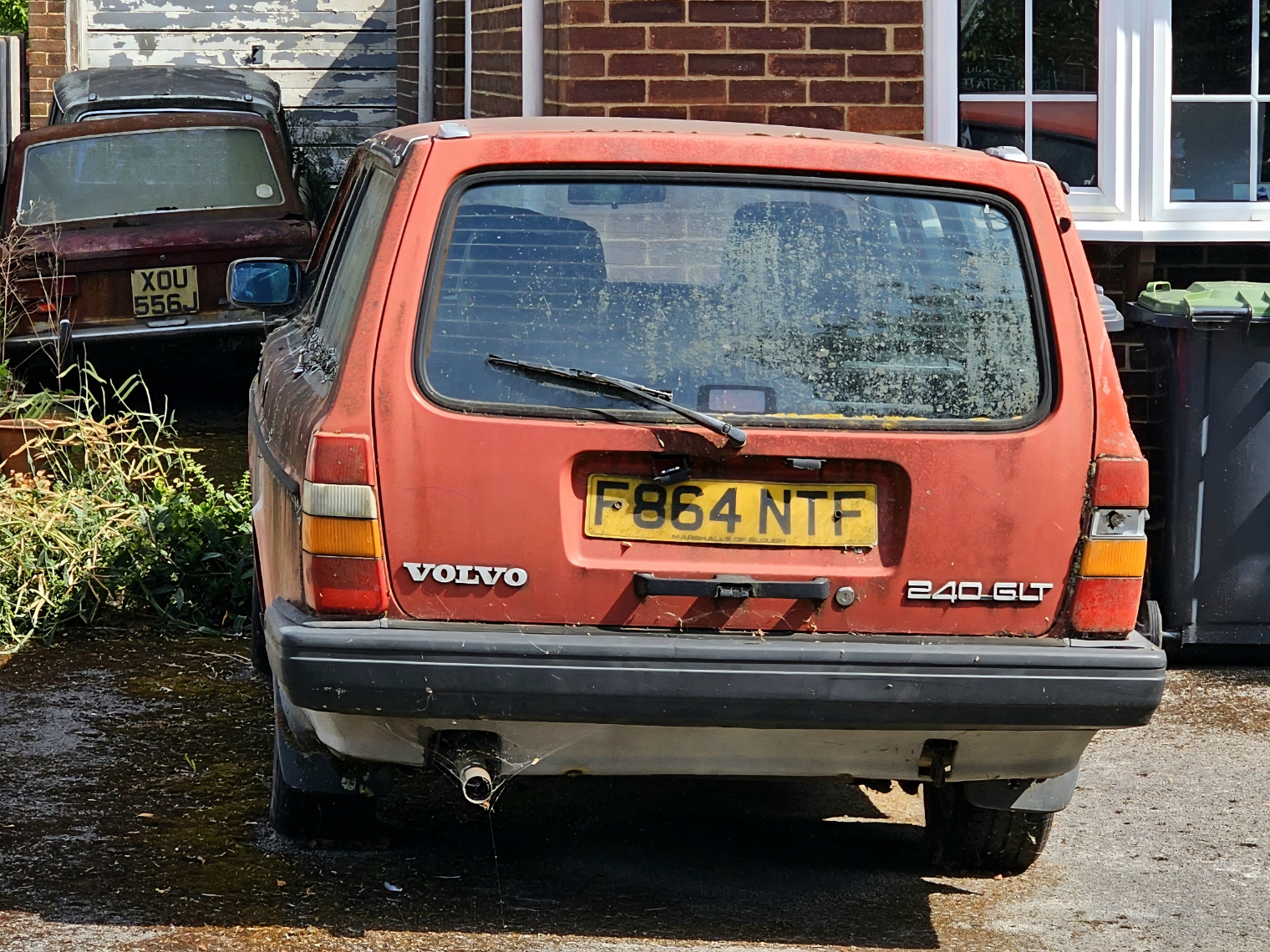 F864NTF, Volvo 240-Series 1st gen 5-door Wagon (245), facelift, 1978–1993