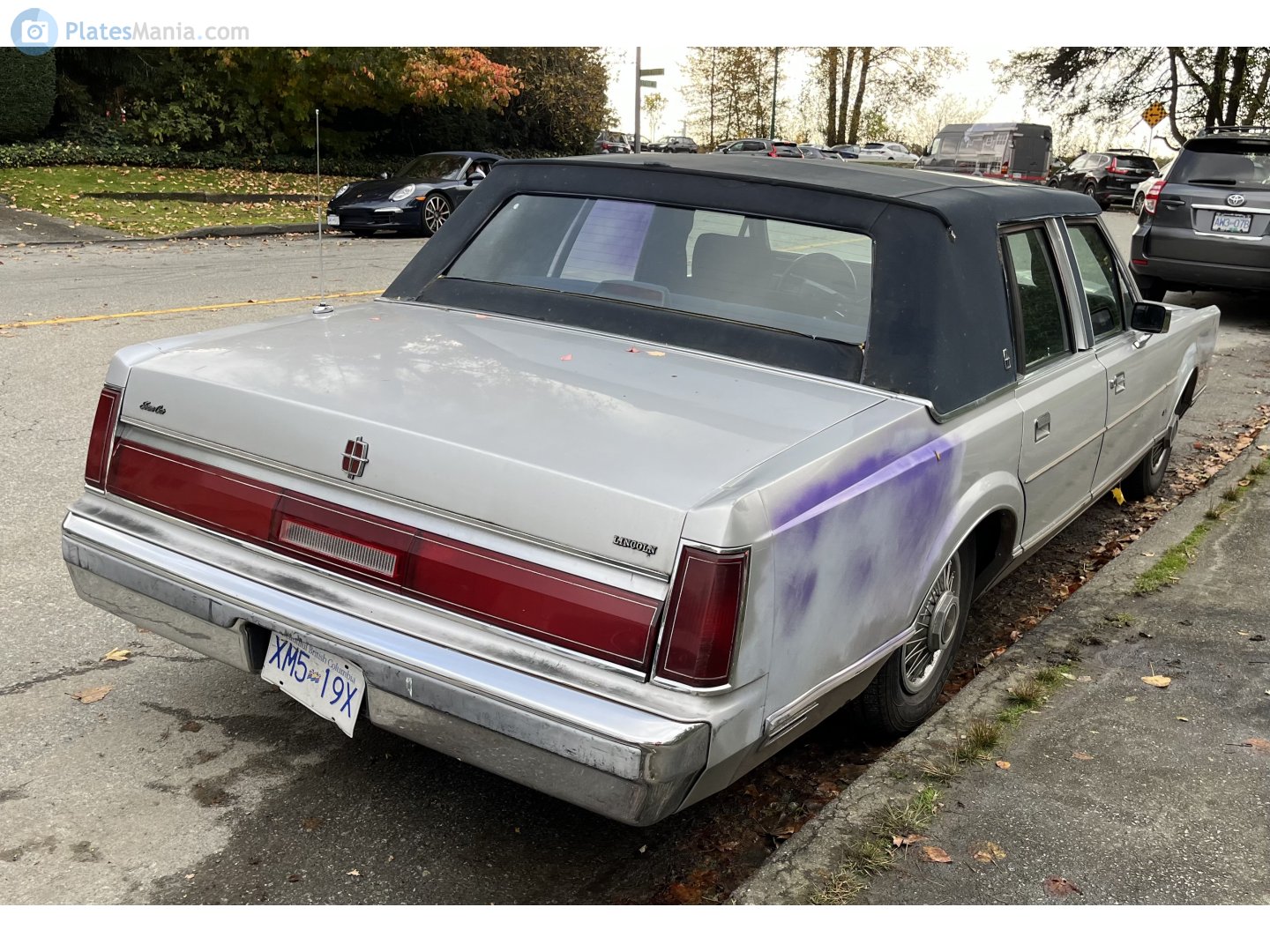 XM5-19X, Lincoln Town Car 1st gen Sedan (54D), 1980–1989