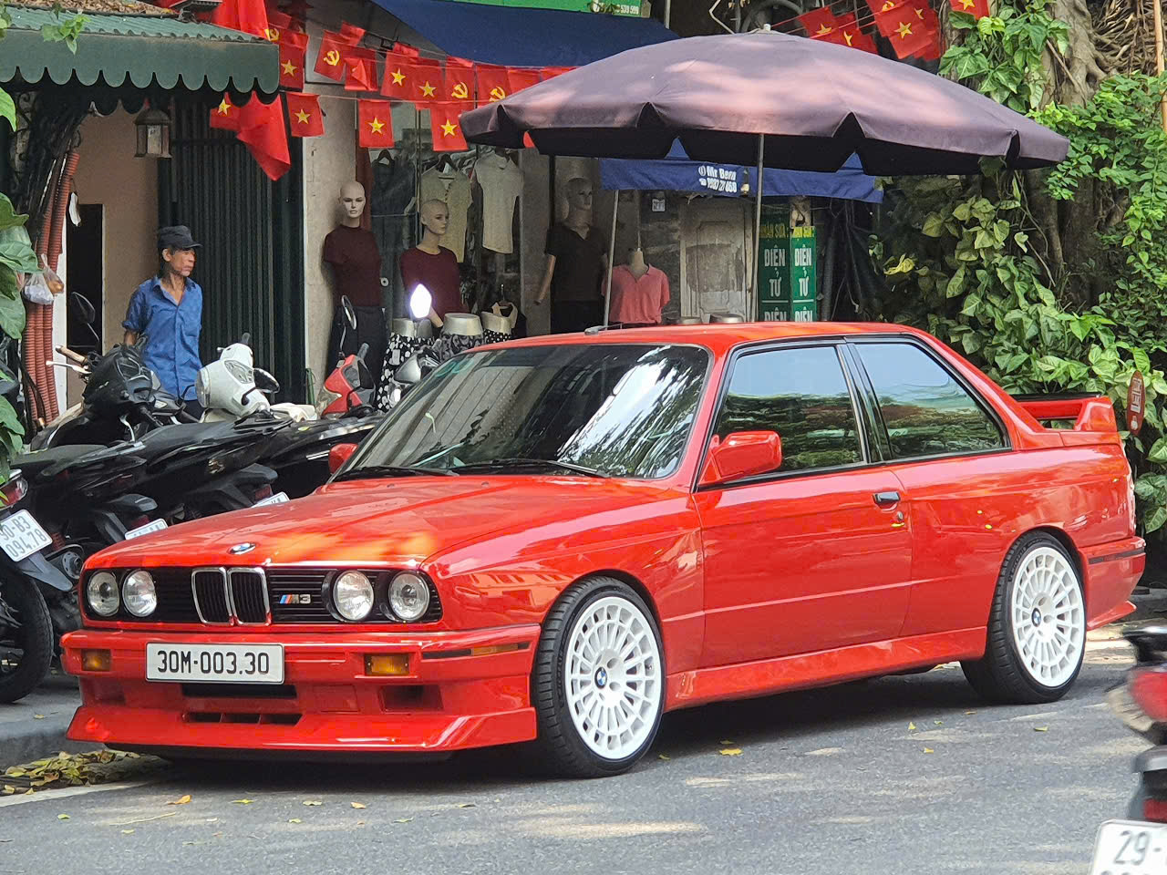 30M-003.30, BMW M3 1st gen Coupé (E30), 1986–1991