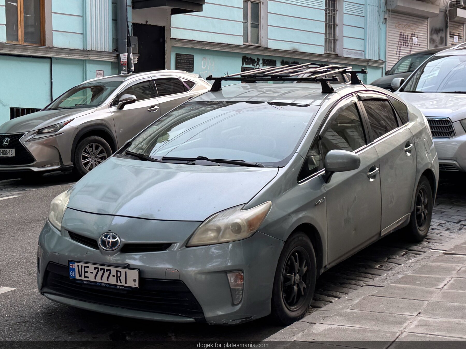 VE-777-RI, Toyota Prius 3rd gen Liftback (ZVW30), 2009–2015