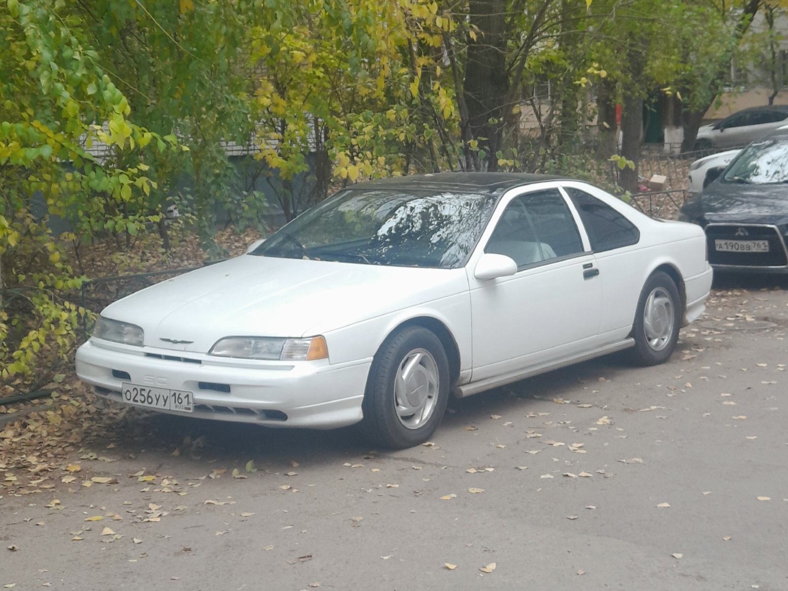 о 256 уу 161, Ford Thunderbird 10th gen Coupe, 1988–1997