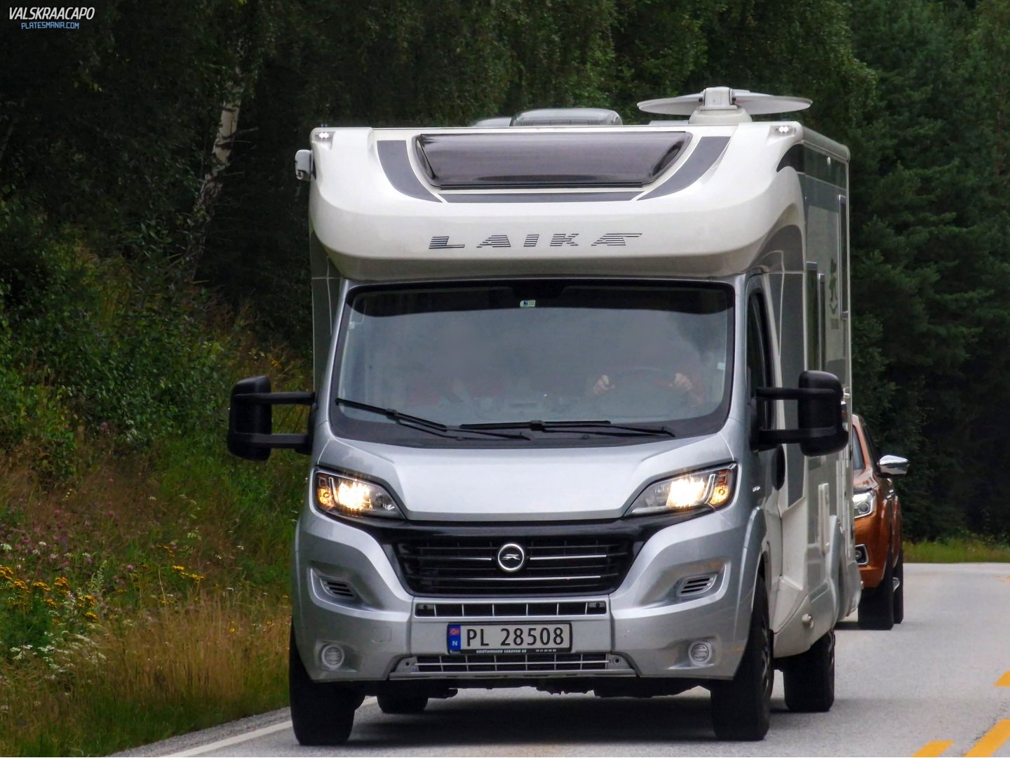 PL 28508, Laika Serie X 