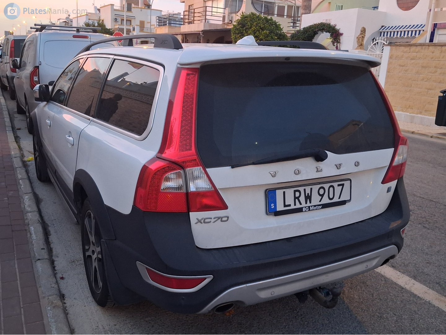 LRW 907, Volvo XC70 2nd gen (136), 2007–2013