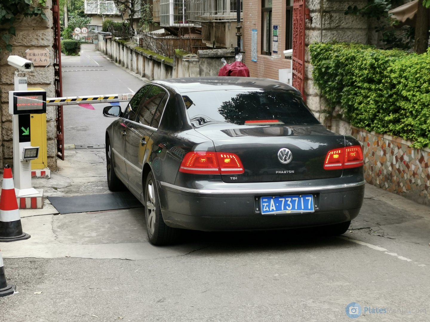 云A·73717, Volkswagen Phaeton 1st gen (3D), facelift, 2010–2016