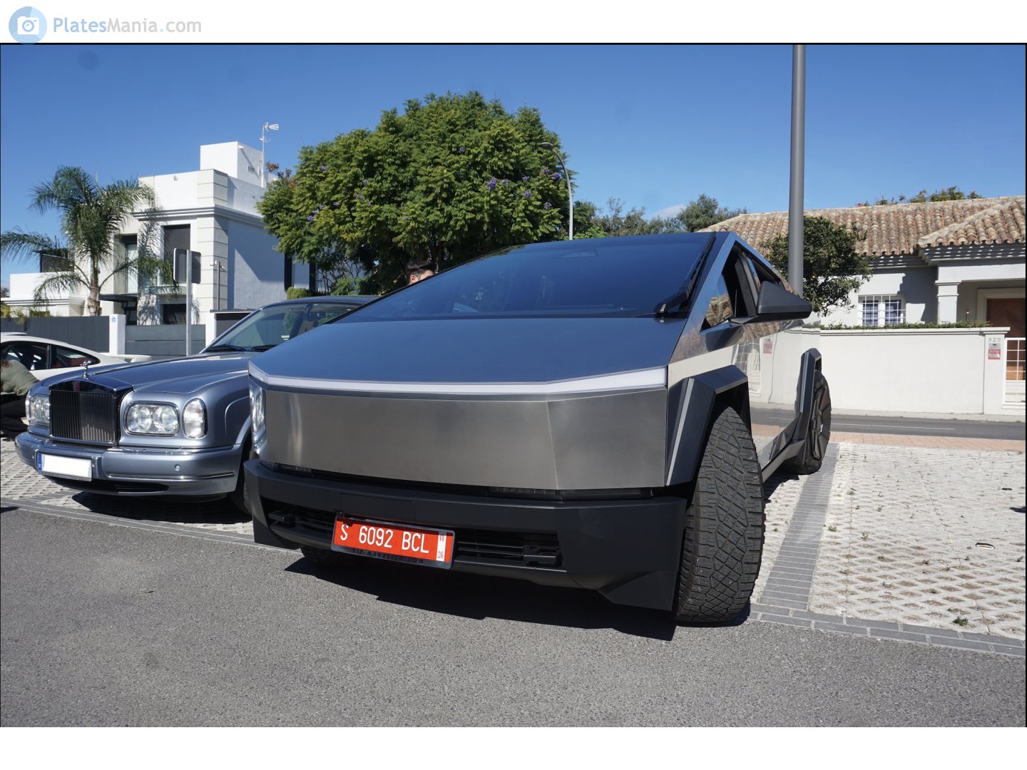 S 6092 BCL, Tesla Cybertruck 1st gen, 2023–