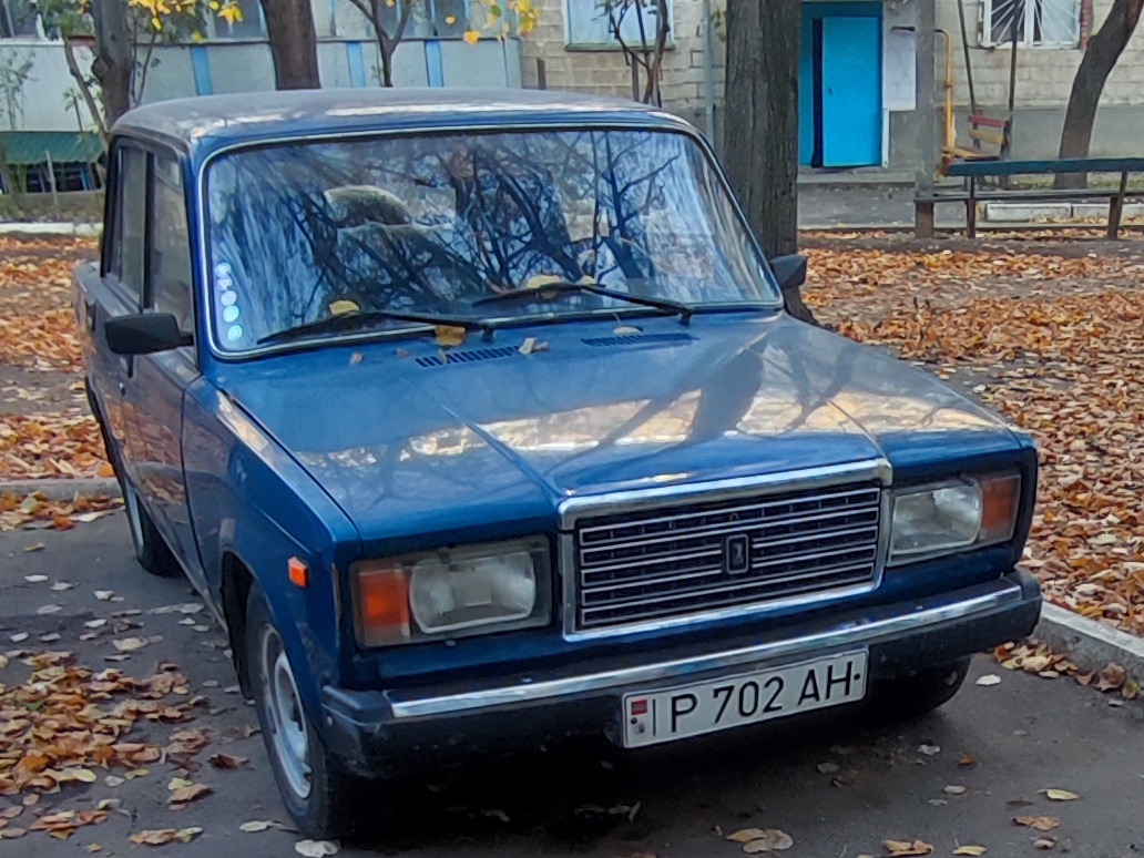 P 702 AH, Lada (VAZ) 2107 Жигули (Nova / Riva / Signet / 1500), 1982–2014