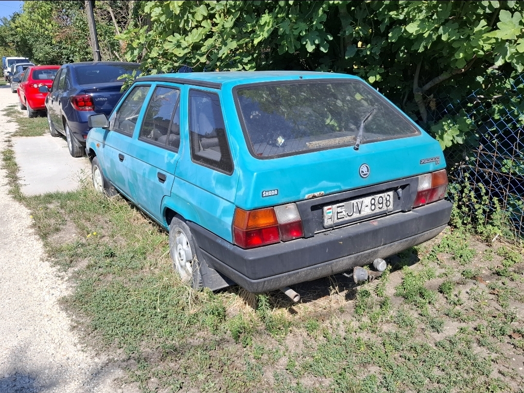 EJV-898, Skoda Forman 1st gen Combi (785), 1990–1995