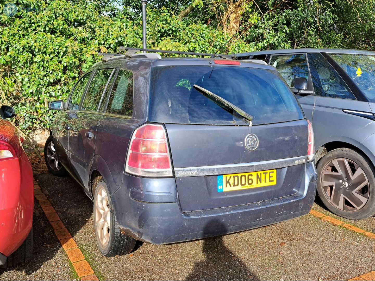 KD06NTE, Vauxhall Zafira 2nd gen (B; A05), 2005–2014