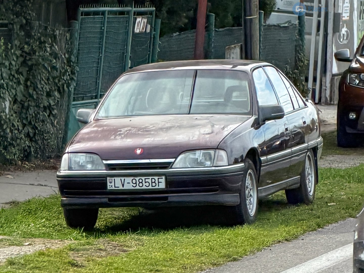 LV-985BF, Opel Omega 1st gen Sedan (A; V87), 1986–1994