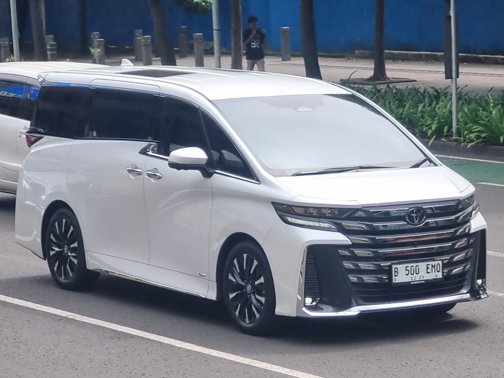 B 500 EMO, Toyota Vellfire 3rd gen (AH40), 2023–