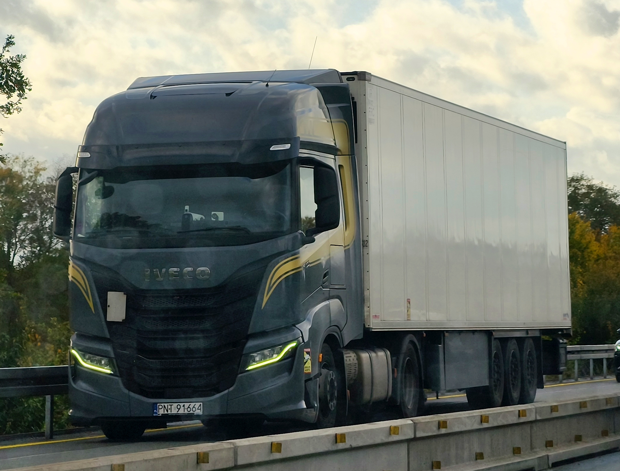 PNT 91664, Iveco S-Way 1st gen, 2019–