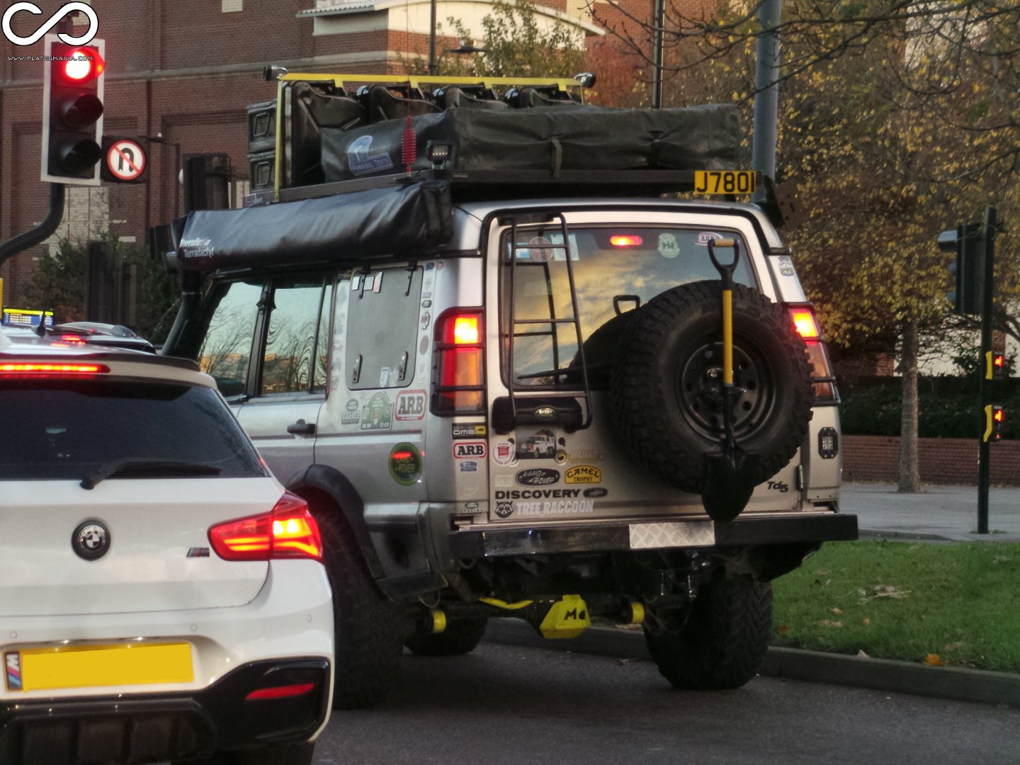 J7801, Land Rover Discovery 2nd gen (L318), 1998–2004