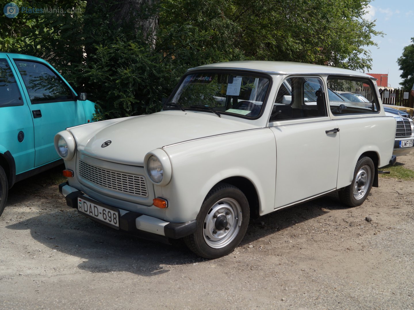 DAD-698, Trabant 601 Universal, 1964–1990