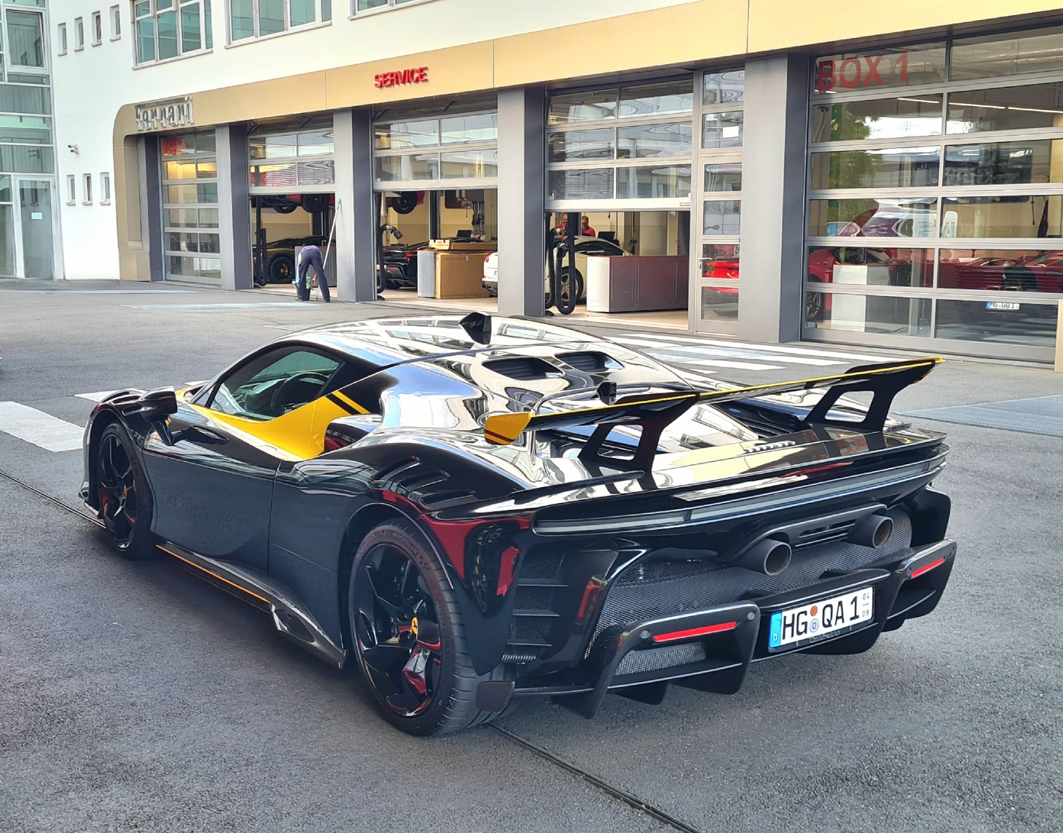 HG QA 1 (04/09), Ferrari SF90 1st gen Stradale (F173), 2019–