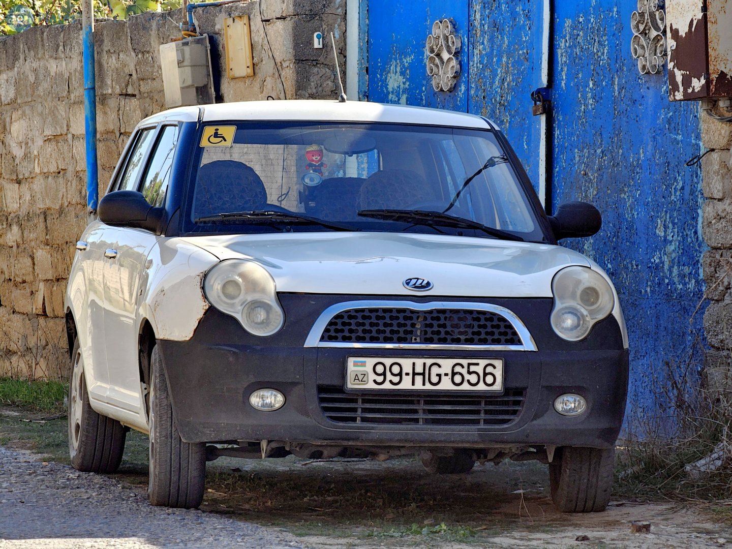 99 HG 656, Lifan 320 