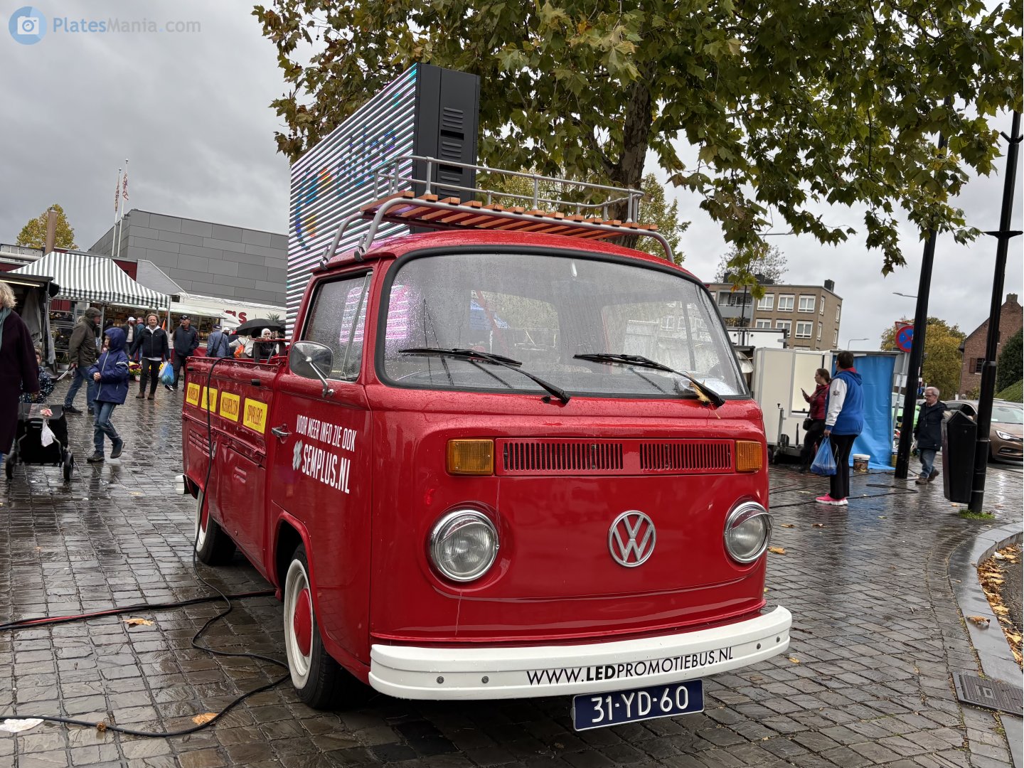 31-YD-60, Volkswagen Transporter 2nd gen Pickup (T2b), 1st facelift, 1967–1979  (–1982 for BR- and MX-market)