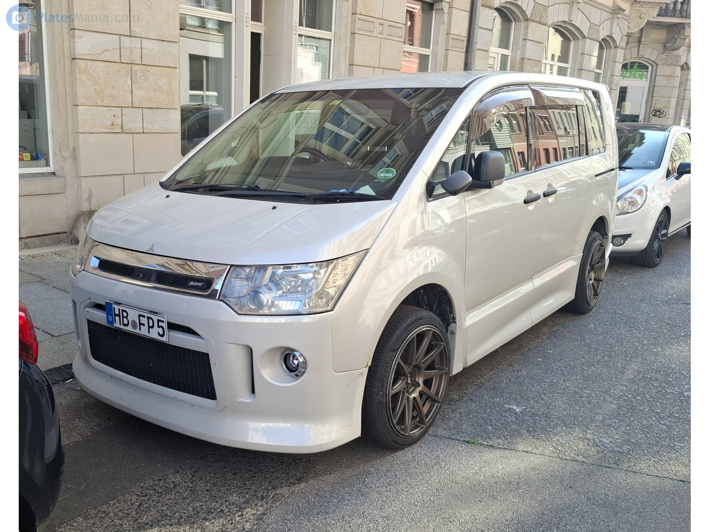 HB FP 5, Mitsubishi Delica 5th gen D:5 (CV), 2007–2018